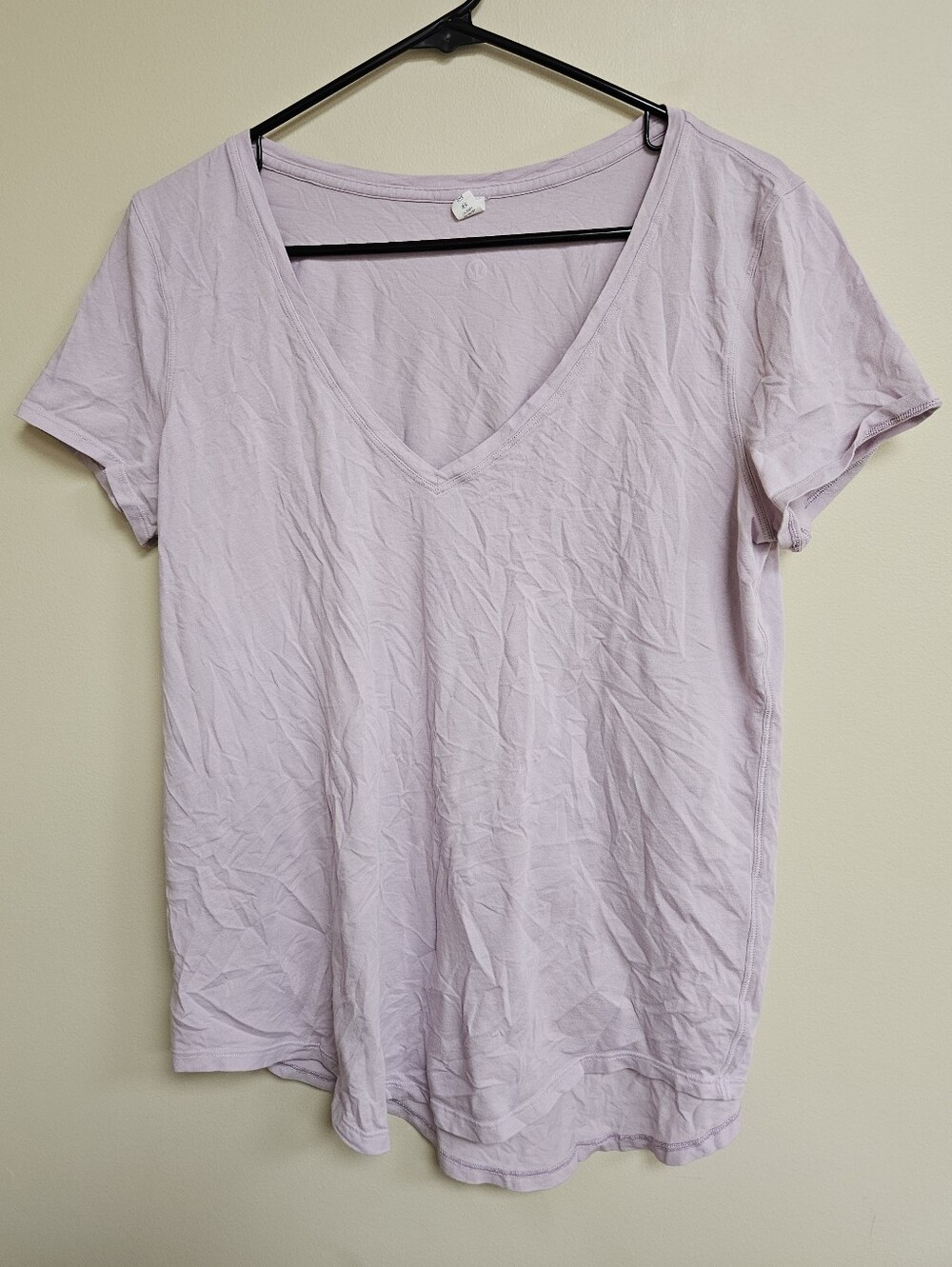 Lululemon Lilac Purple V Neck Shirt Size 10